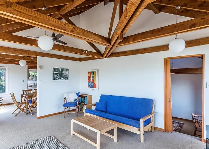 Kapiti At The Coast - Waikanae Holiday Home