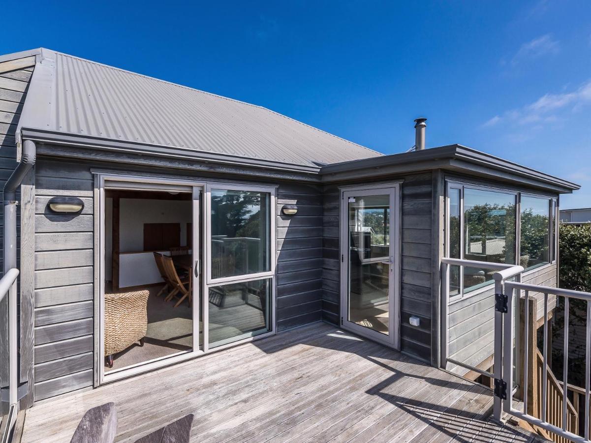 Kapiti At The Coast - Holiday home